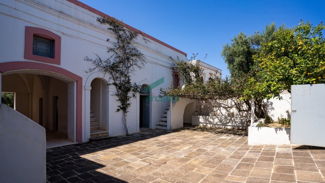 Country House in Pezze di Greco-Pozzo Faceto-Montalbano, Selva di Fasano, Apulia 5 - 17861281