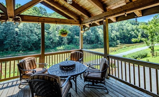 Casa a Lansing, Carolina del Nord, Stati Uniti 1