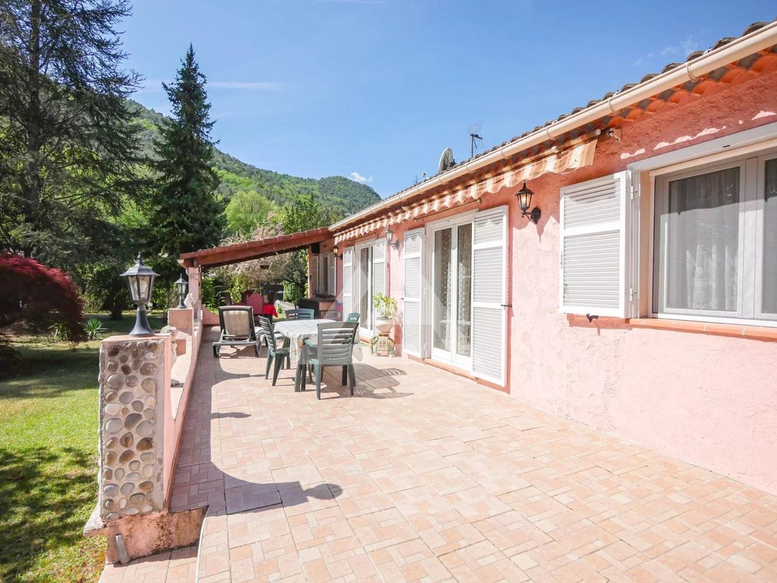 Villa in Sospel, Provence-Alpes-Côte d'Azur, France 3 - 17862835