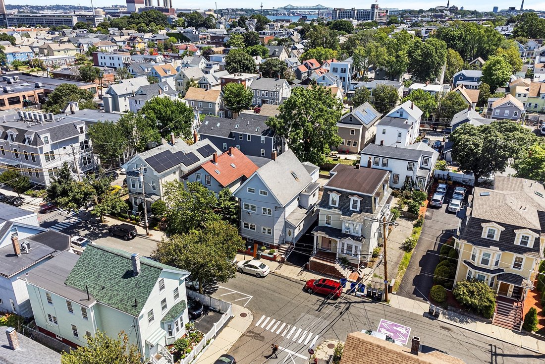 Apartment in Somerville, Massachusetts, United States 4 - 17862272