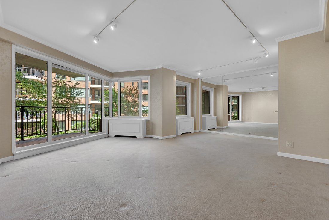 Co Op in New York, New York, United States 3 - 17862038