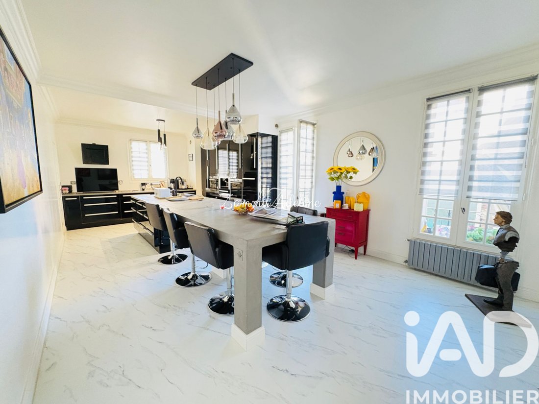 House in Aulnay-sous-Bois, Ile-de-France, France 3 - 17389856