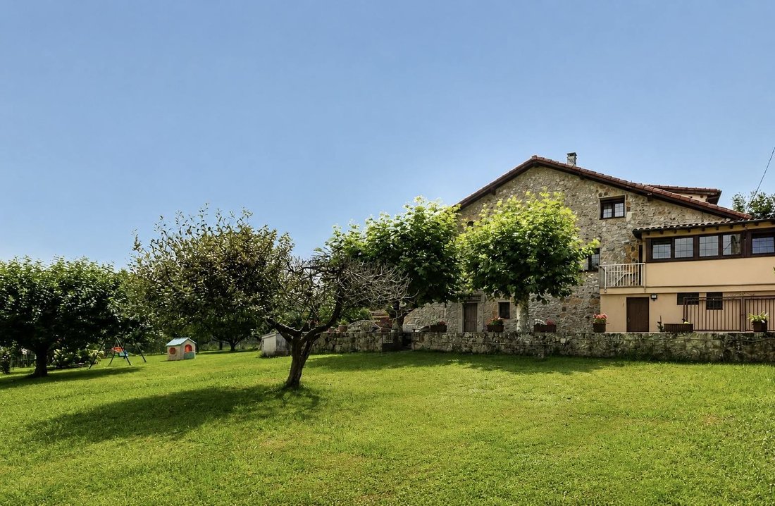 Villa in Ekialdea, Donostia-San Sebastian, Spain 3 - 17862119