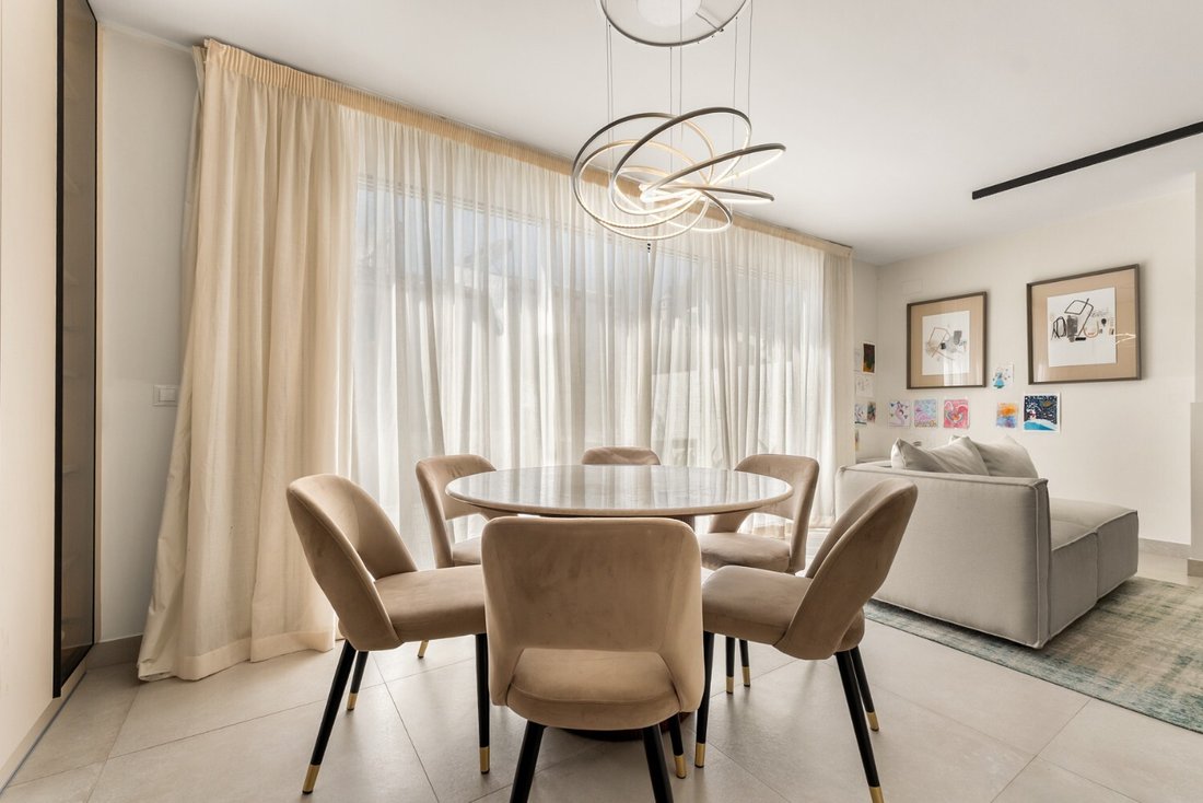 Townhouse in Estepona, Andalusia, Spain 3 - 17862932