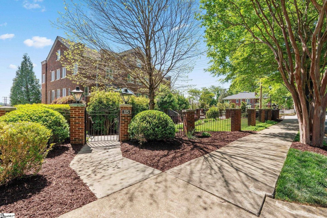 Condo in Greenville, South Carolina, United States 2 - 17860665