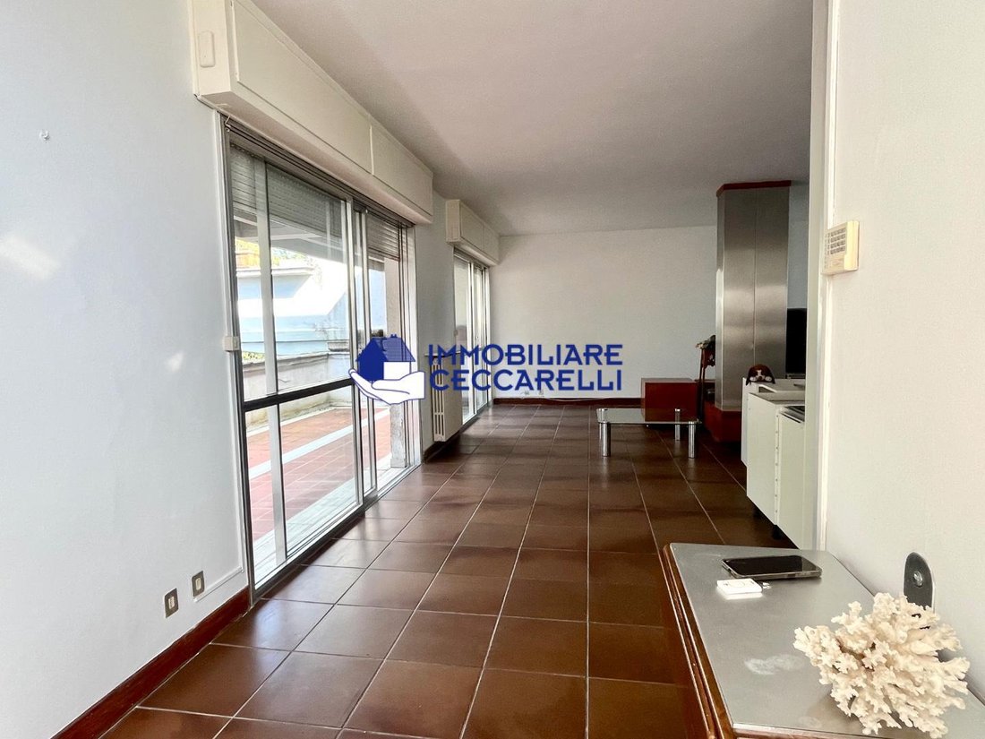 Penthouse in Ronchi, Massa, Italy 2 - 17867004