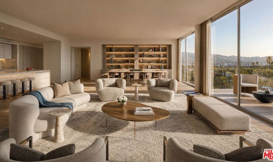 Condominium In Beverly Hills In Beverly Hills, California, United ...