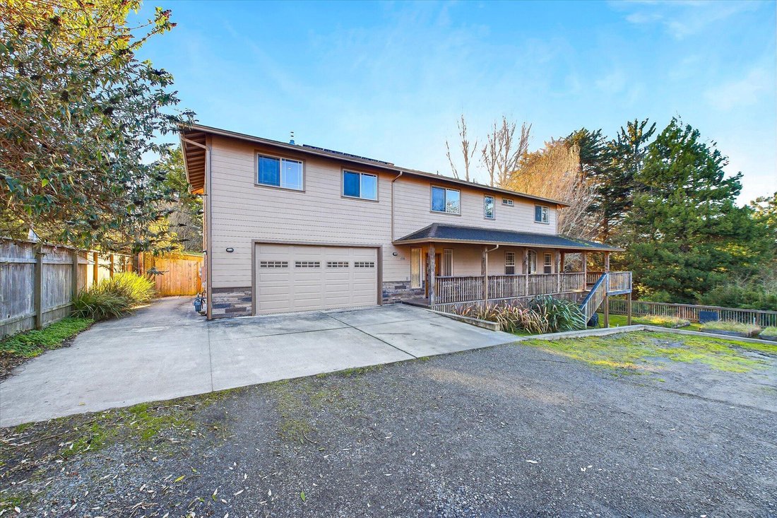 Cutten, California, United States 1 - 17863963