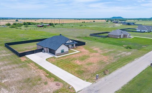 House in Tuscola, Texas, United States 1
