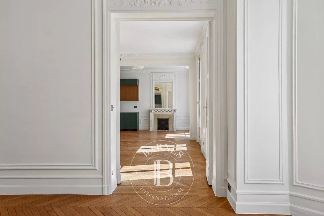 Apartment in Invalides, Paris 7e Arrondissement, Paris 4 - 17862486