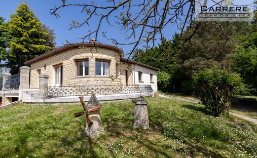 House in Tresses, Nouvelle-Aquitaine, France 1