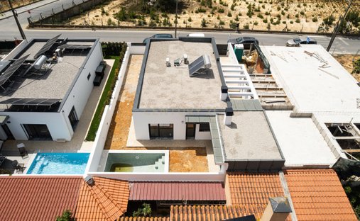 Villa in Fernao Ferro, Setubal, Portugal 1