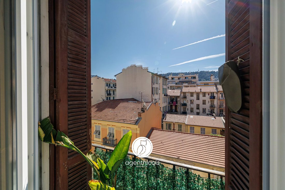 Apartment in Le Port, Nice, France 5 - 17862573