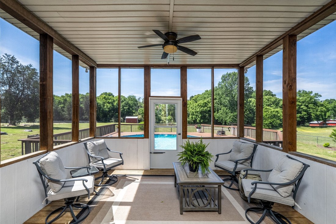 House in Columbia, Tennessee, United States 3 - 17869458