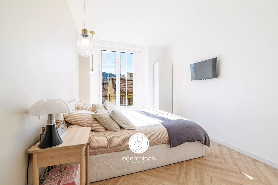 Apartment in Le Port, Nice, France 2 - 17862573