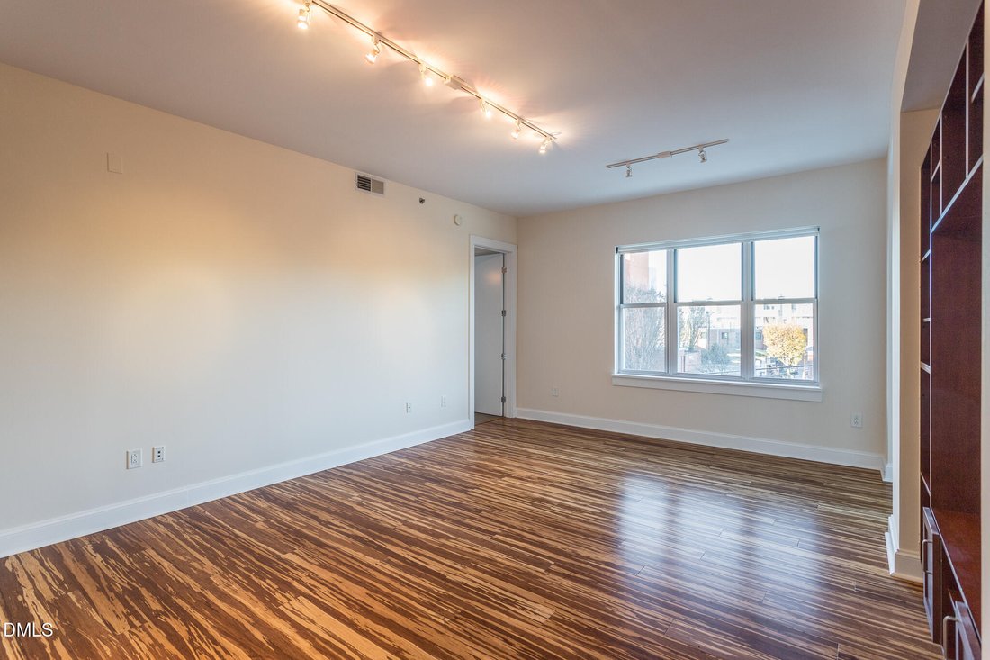 Condo in Raleigh, North Carolina, United States 4 - 17865704