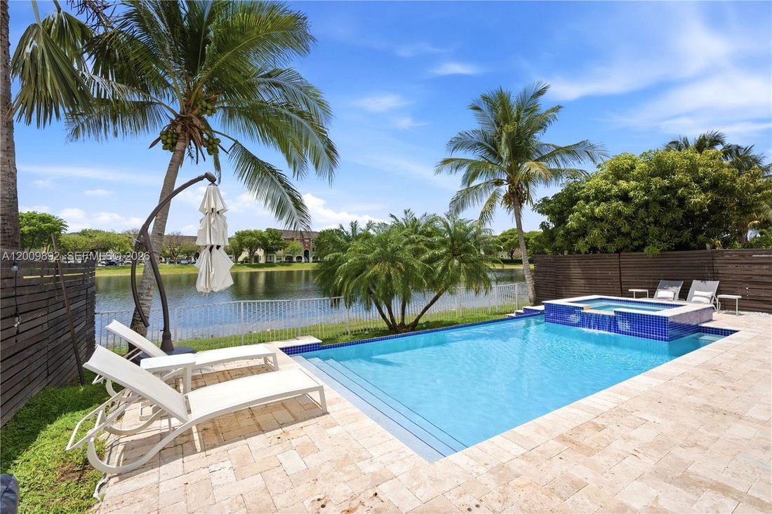 House in Doral, Florida, United States 2 - 17864844