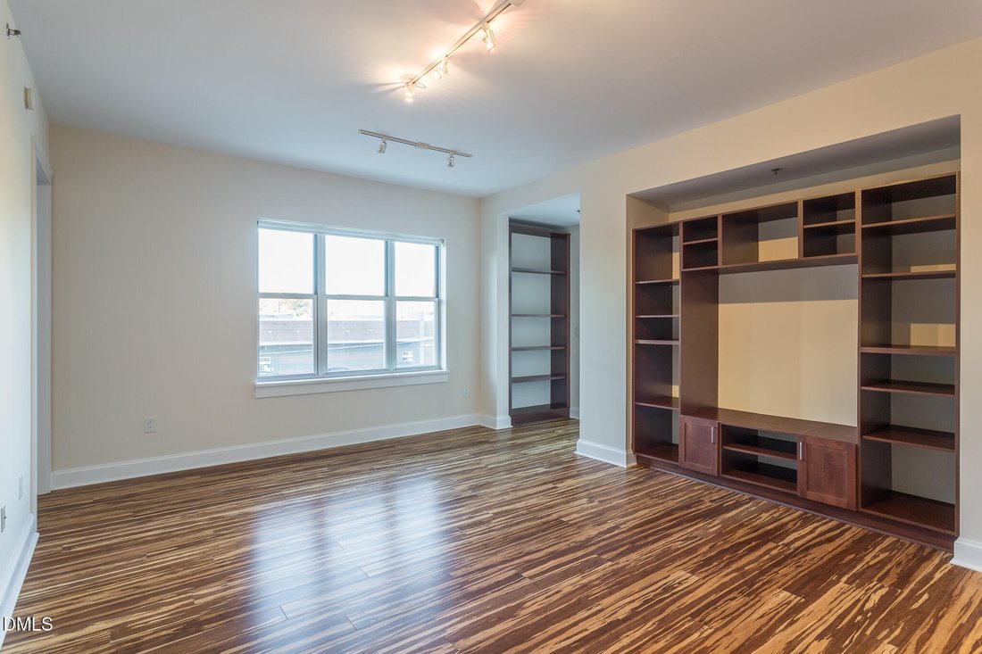 Condo in Raleigh, North Carolina, United States 5 - 17865704