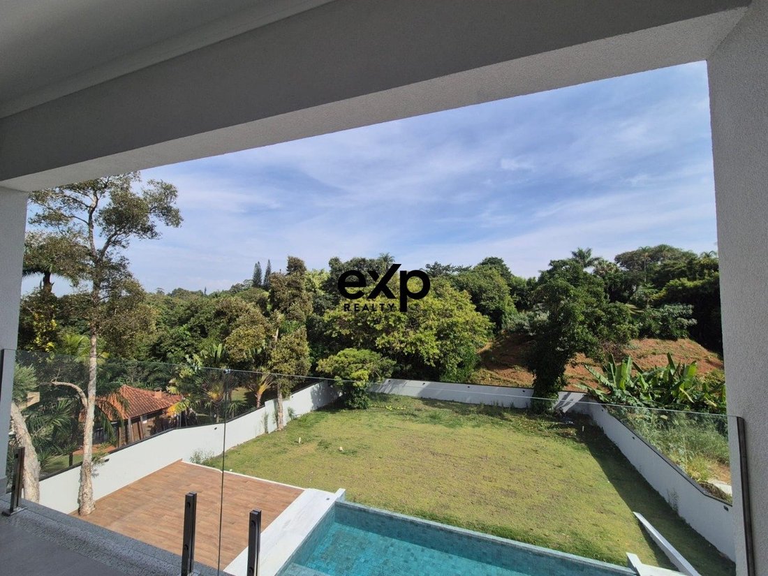House in Valinhos, State of São Paulo, Brazil 1 - 17867149