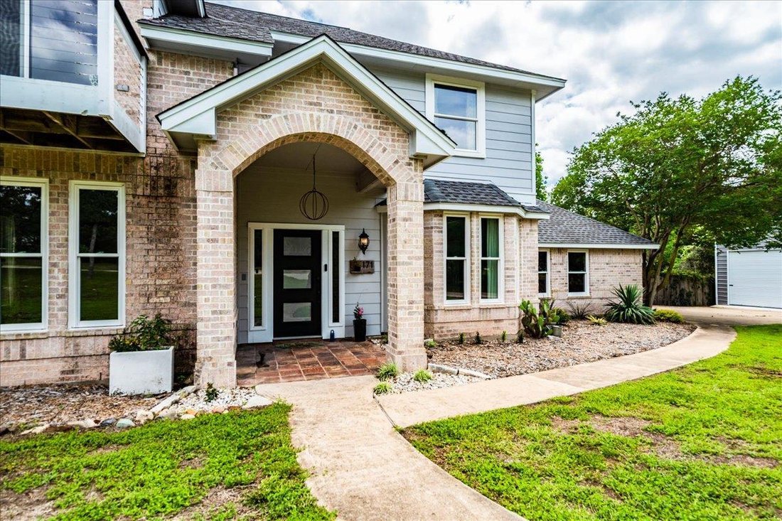 House in Elgin, Texas, United States 5 - 17187881