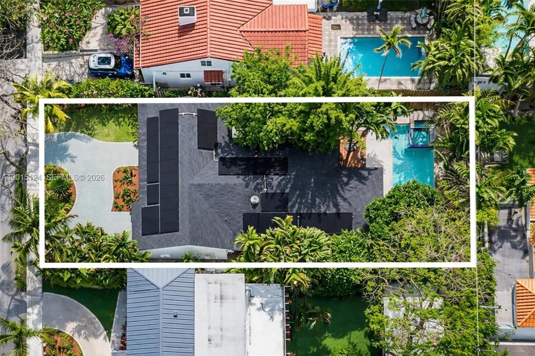 House in Miami, Florida, United States 5 - 17864855
