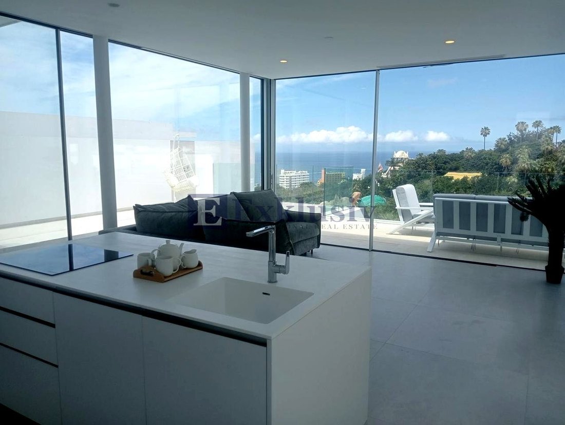 Villa in Costa Adeje, Adeje, Kanarische Inseln 2 - 17861119