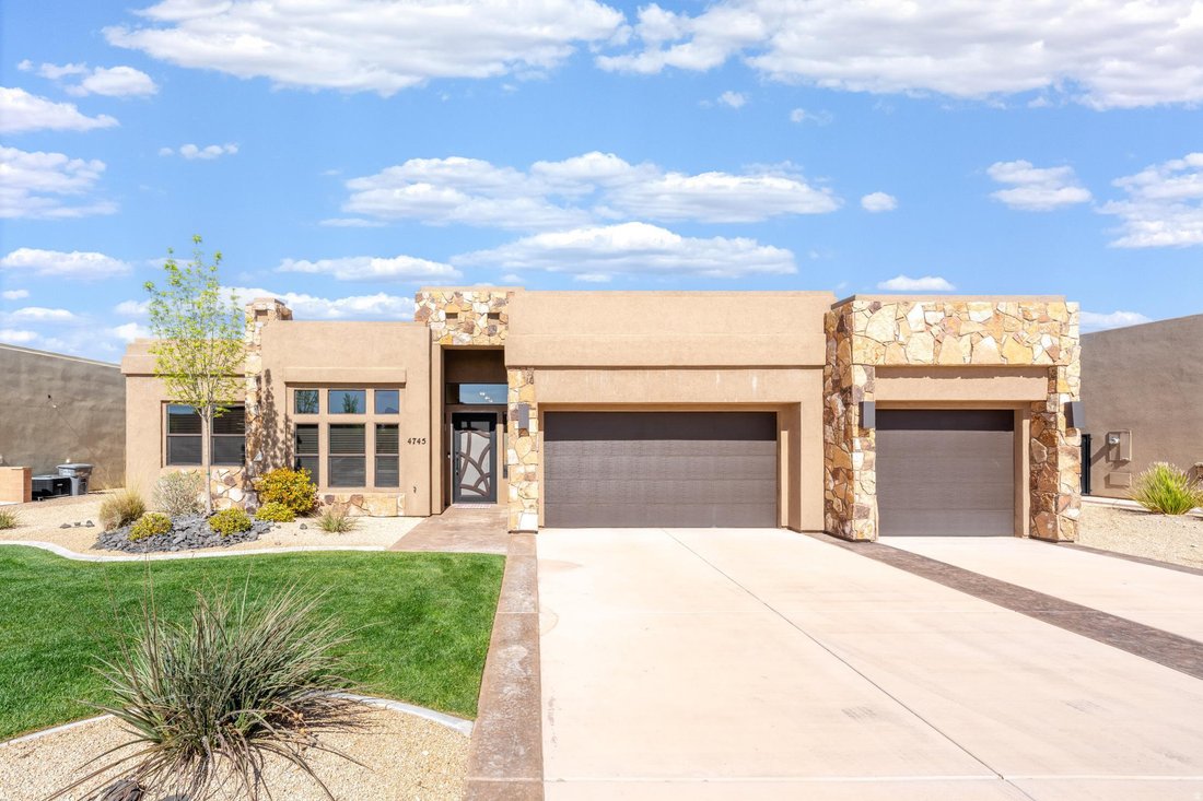 House in St. George, Utah, United States 1 - 17869052