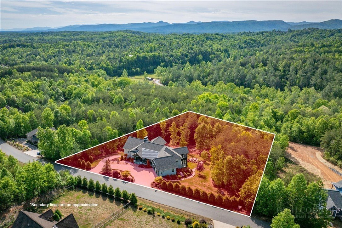 House in Lenoir, North Carolina, United States 5 - 17869935