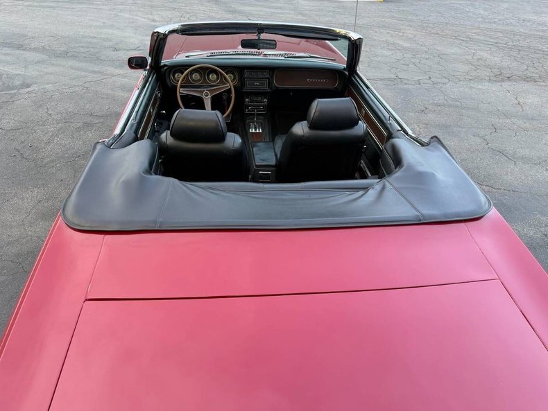 Cabriolet in Glendale, United States 5 - 17869304