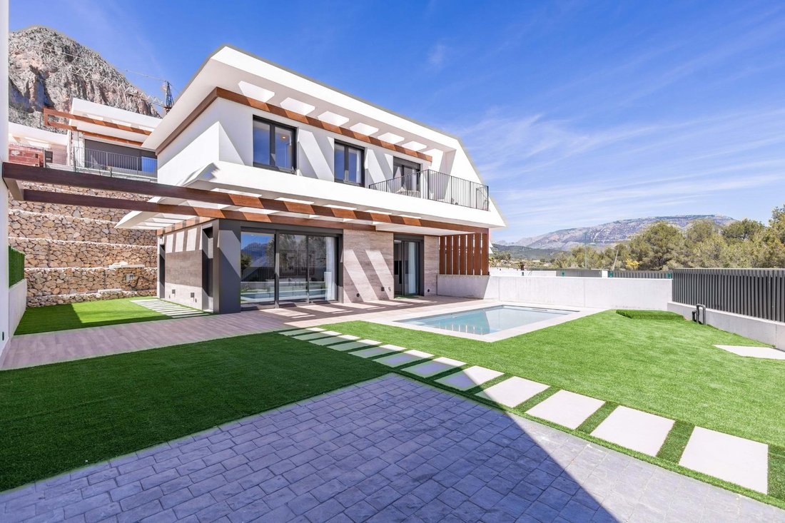 Villa in Polop, Valencian Community, Spain 3 - 17864537