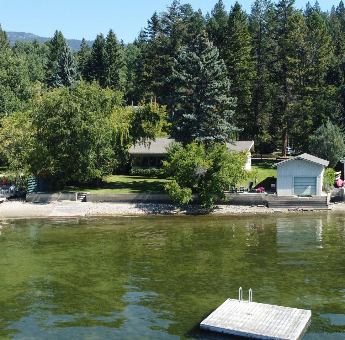 House in East Kootenay F, British Columbia, Canada 2 - 17868225