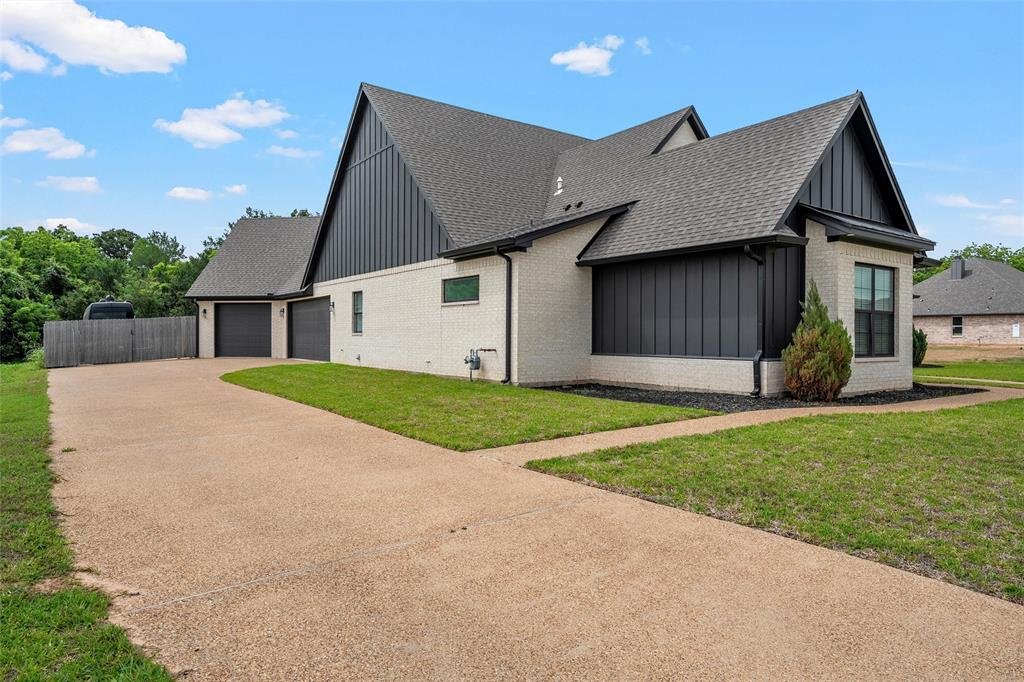 House in Waco, Texas, United States 4 - 17861915