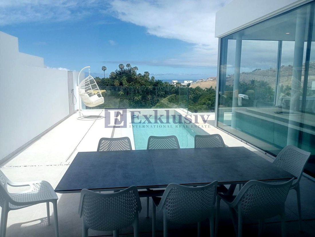 Villa in Costa Adeje, Adeje, Canary Islands 1 - 17861119