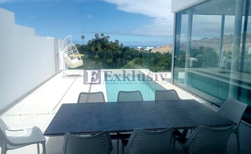 Villa in Costa Adeje, Adeje, Canary Islands 1