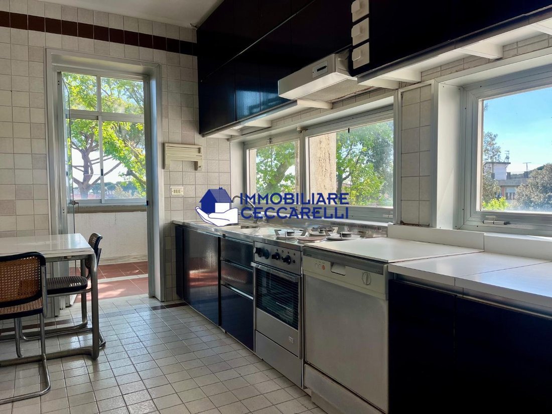 Penthouse in Ronchi, Massa, Italy 4 - 17867004