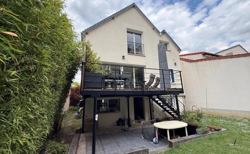 House in Jardin Parisien, Clamart, France 1