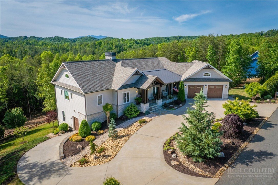 House in Lenoir, North Carolina, United States 3 - 17869935