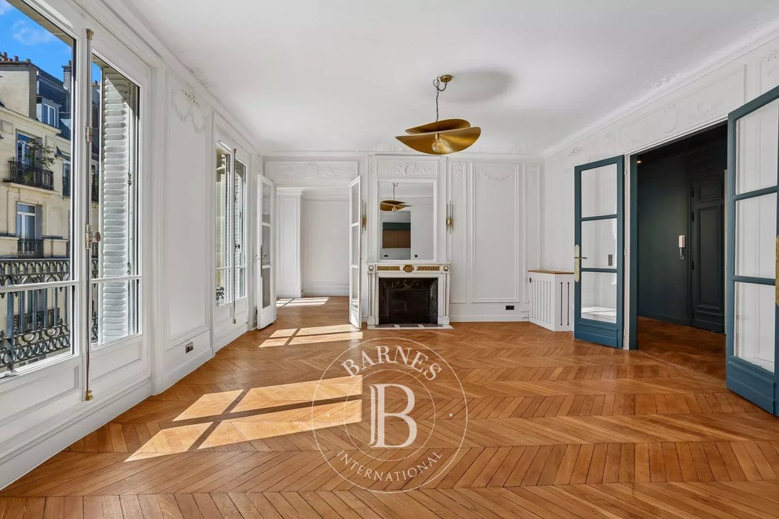 Apartment in Invalides, Paris 7e Arrondissement, Paris 1 - 17862486