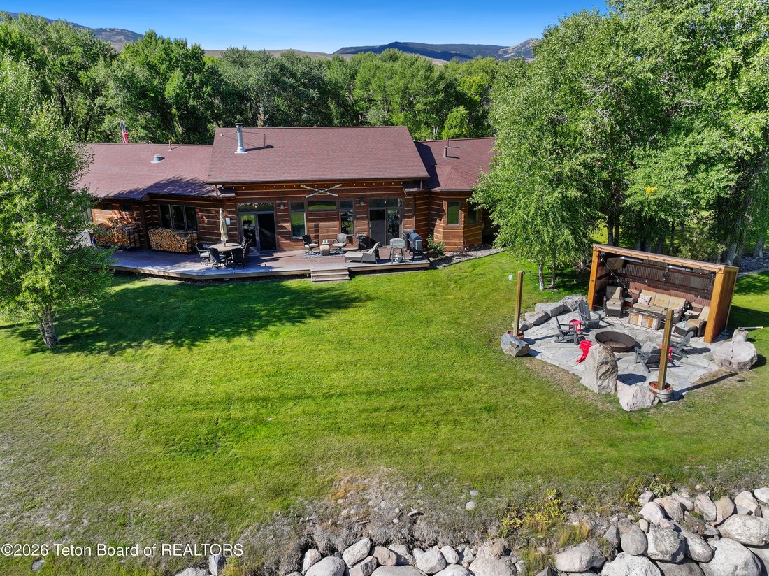 House in Dubois, Wyoming, United States 5 - 17864725