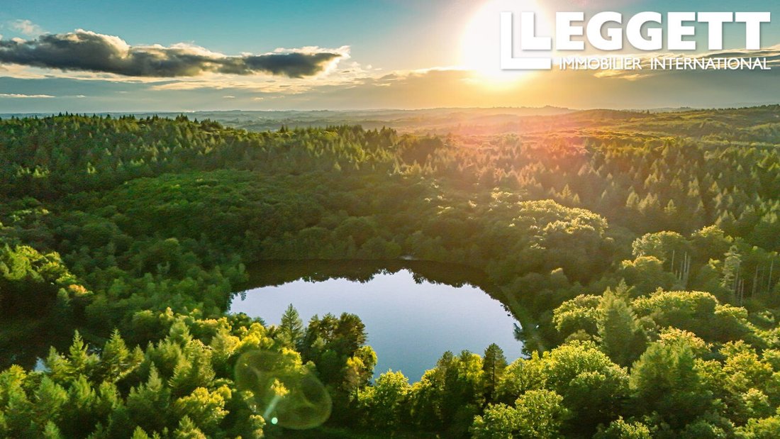 Land in Chateau-Chervix, Nouvelle-Aquitaine, France 2 - 17867076