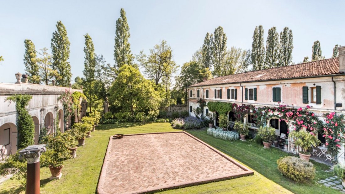 Country House in Dolo, Veneto, Italy 2 - 16555511