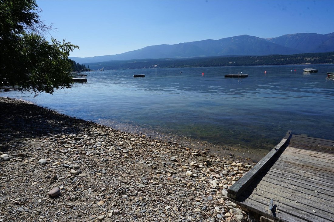 House in East Kootenay F, British Columbia, Canada 4 - 17868225