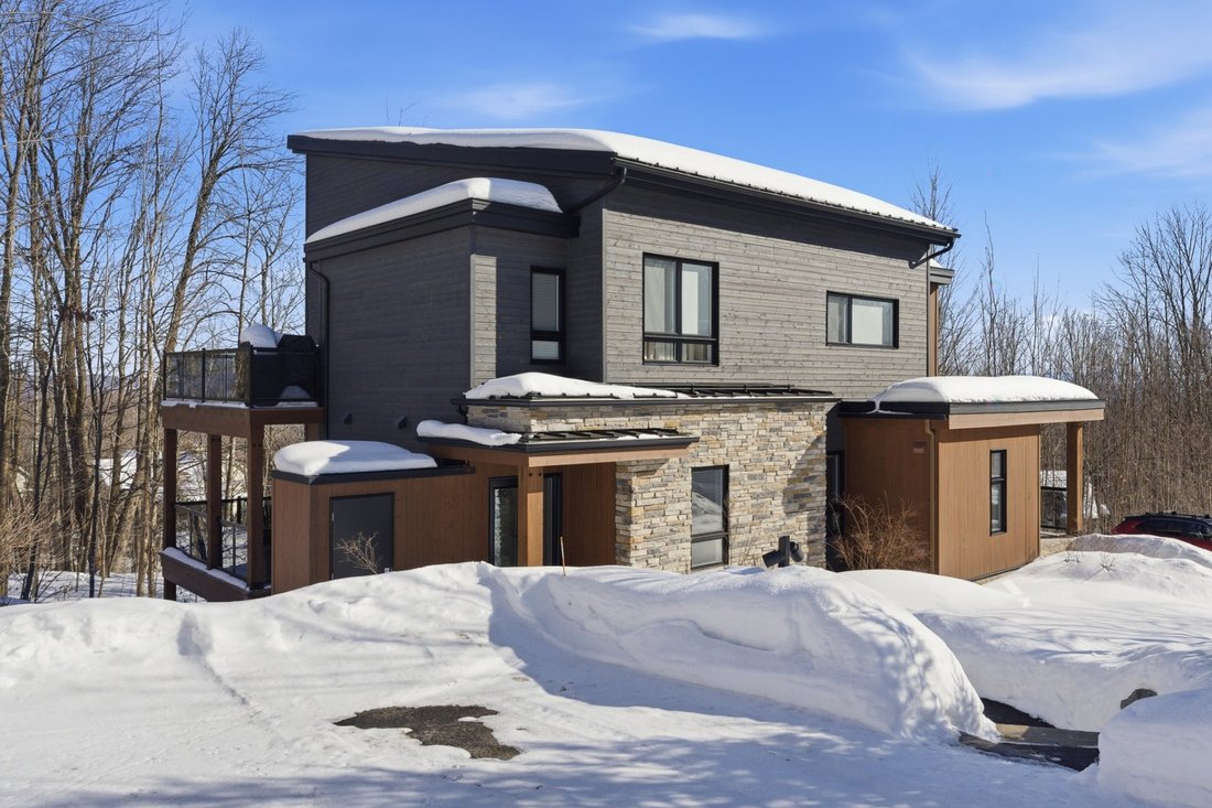 Condo in Bromont, Quebec, Canada 3 - 17276179