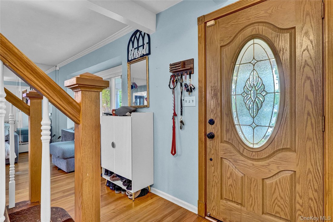 House in East Meadow, New York, United States 4 - 17864403