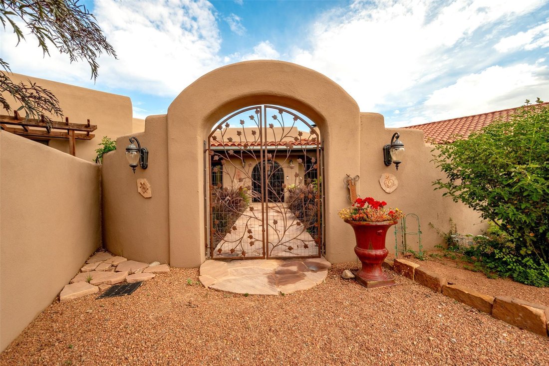 House in Santa Fe, New Mexico, United States 2 - 17866681