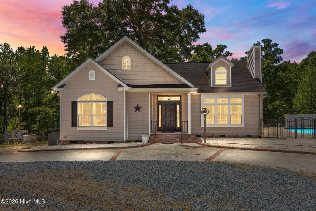 House in Cameron, North Carolina, United States 2 - 17860968