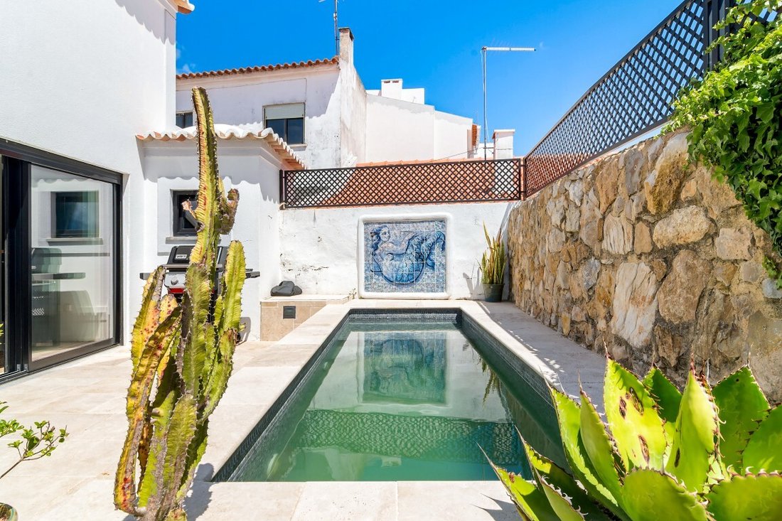 Villa in Cascais e Estoril, Lisbon, Portugal 2 - 17864876