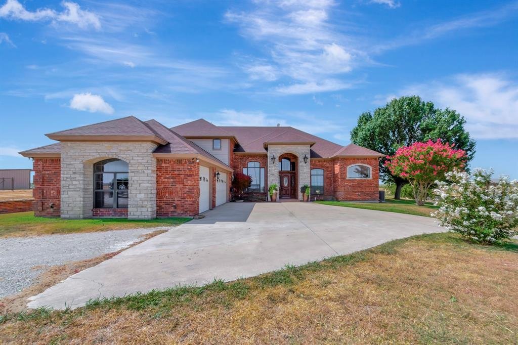 House in Weatherford, Texas, United States 1 - 17866633