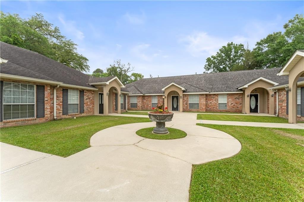 Hammond, Louisiana, United States 1 - 17869076