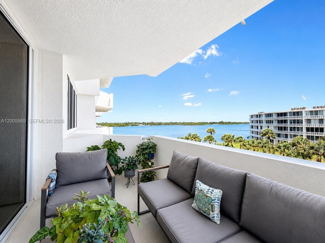 Condo in Palm Beach, Florida, United States 2 - 17855281